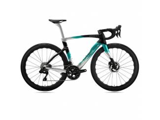 Fietsen | Racefietsen 2024 Pinarello Dura Ace Di2 - Nebula Green Silver Road Bike